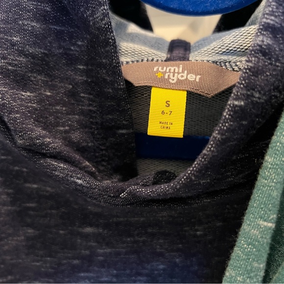 Rumi and Ryder boys’ small(6-7) Classic Textured Pullover Hoodies (navy),(green) - Picture 4 of 4